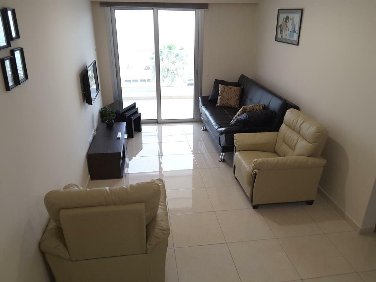 Lighthouse By The Sea Lovely 2Bdr Apartment Pafos Exterior foto