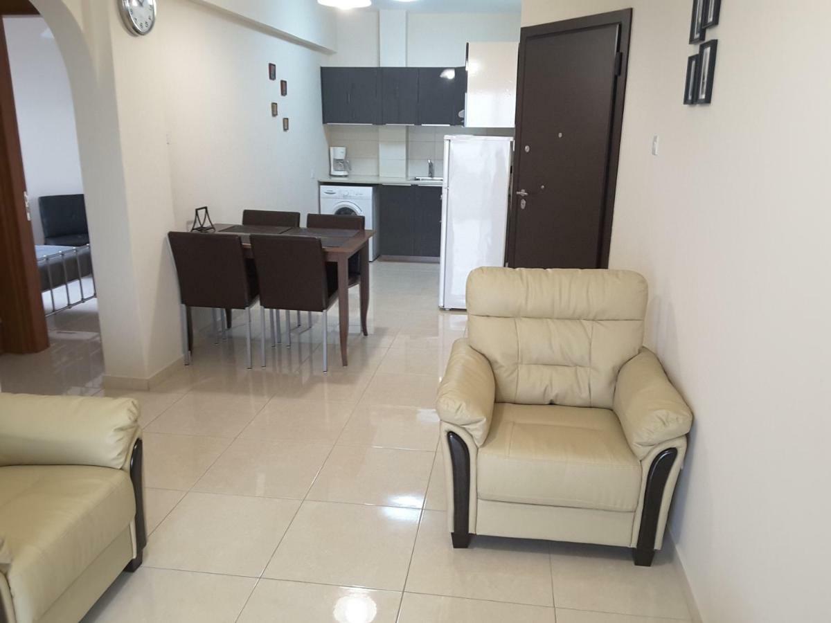 Lighthouse By The Sea Lovely 2Bdr Apartment Pafos Exterior foto